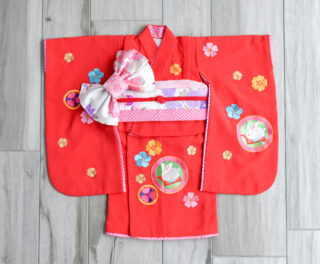 1歳着物3(アカうさぎさん)