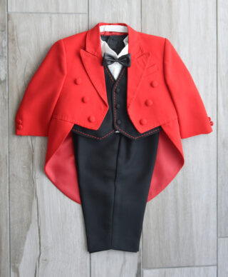1歳タキシード3(アカ燕尾)