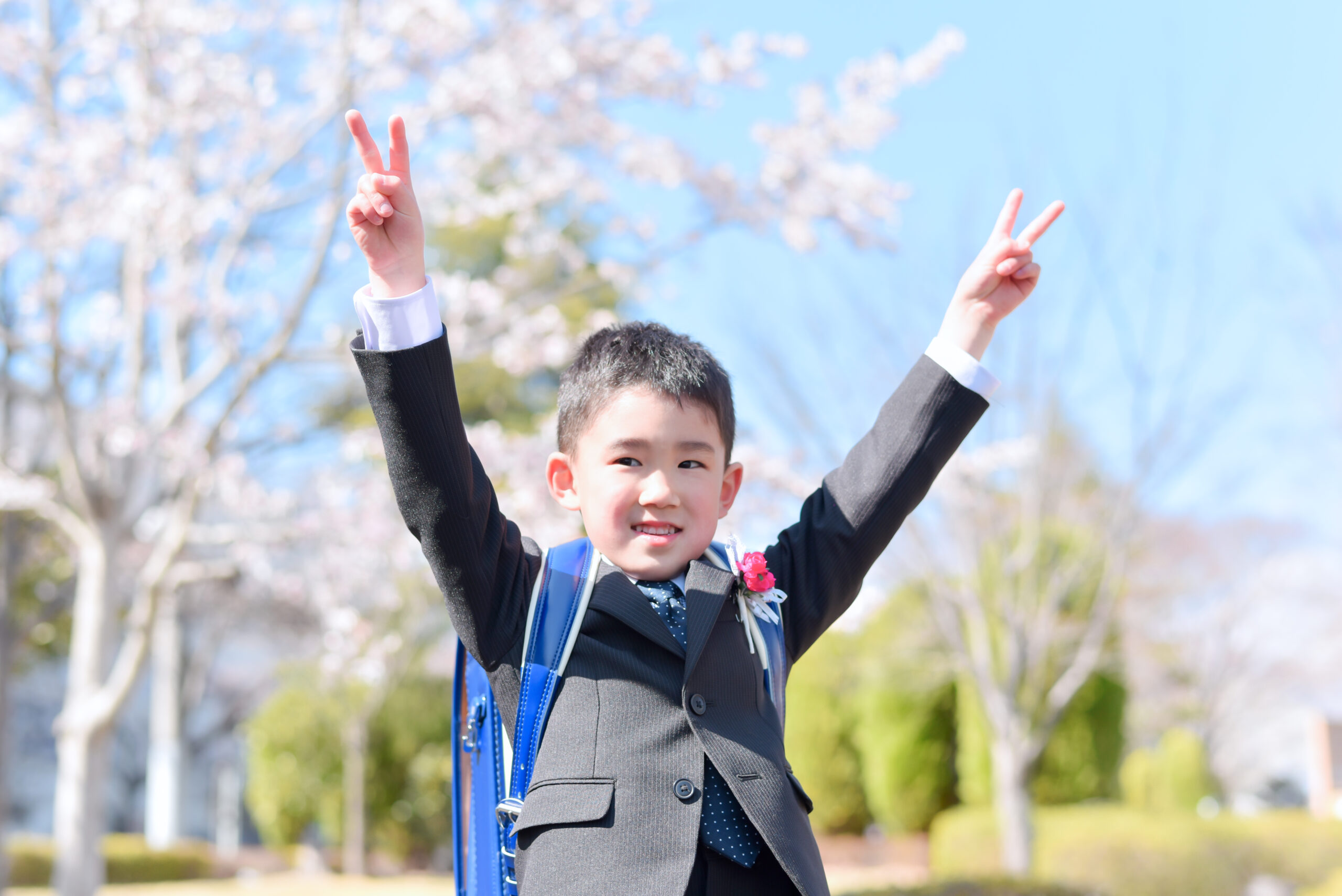 6歳男の子　小学校入学写真　ランドセルと写真　幼稚園卒業写真　おめでとう！