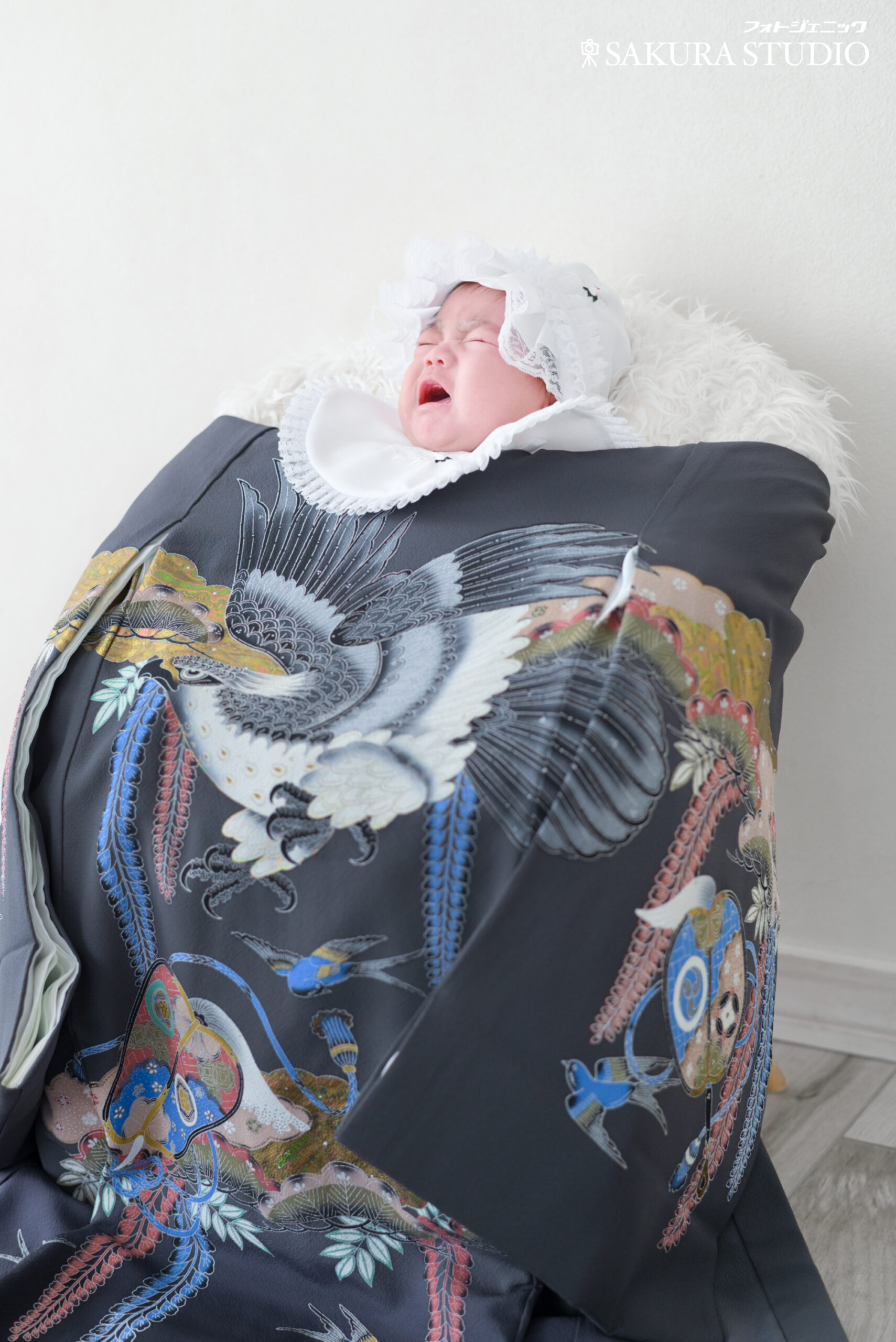 栃木県　宇都宮市　女性カメラマン　フォトジェニック　サクラスタジオ お宮参り 産着 3ヶ月 赤ちゃん 男の子 